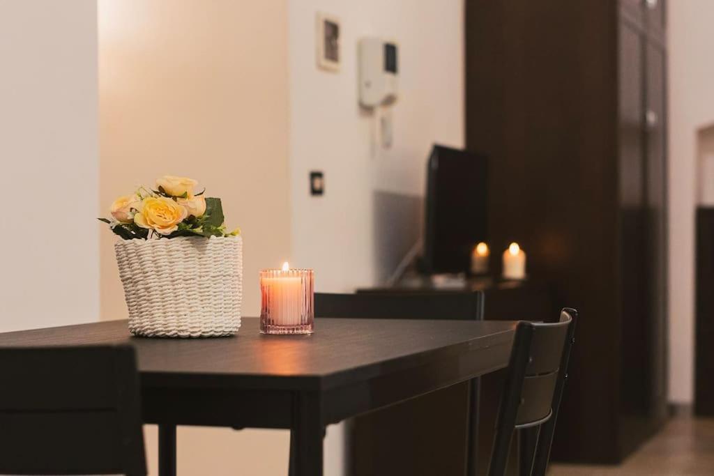 Trani -Suite ❉Marmor - Elegante Casa Storica ❉ Bagian luar foto
